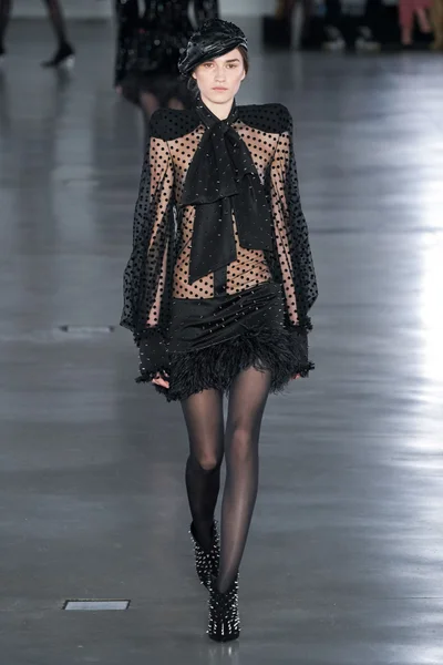 Look 67